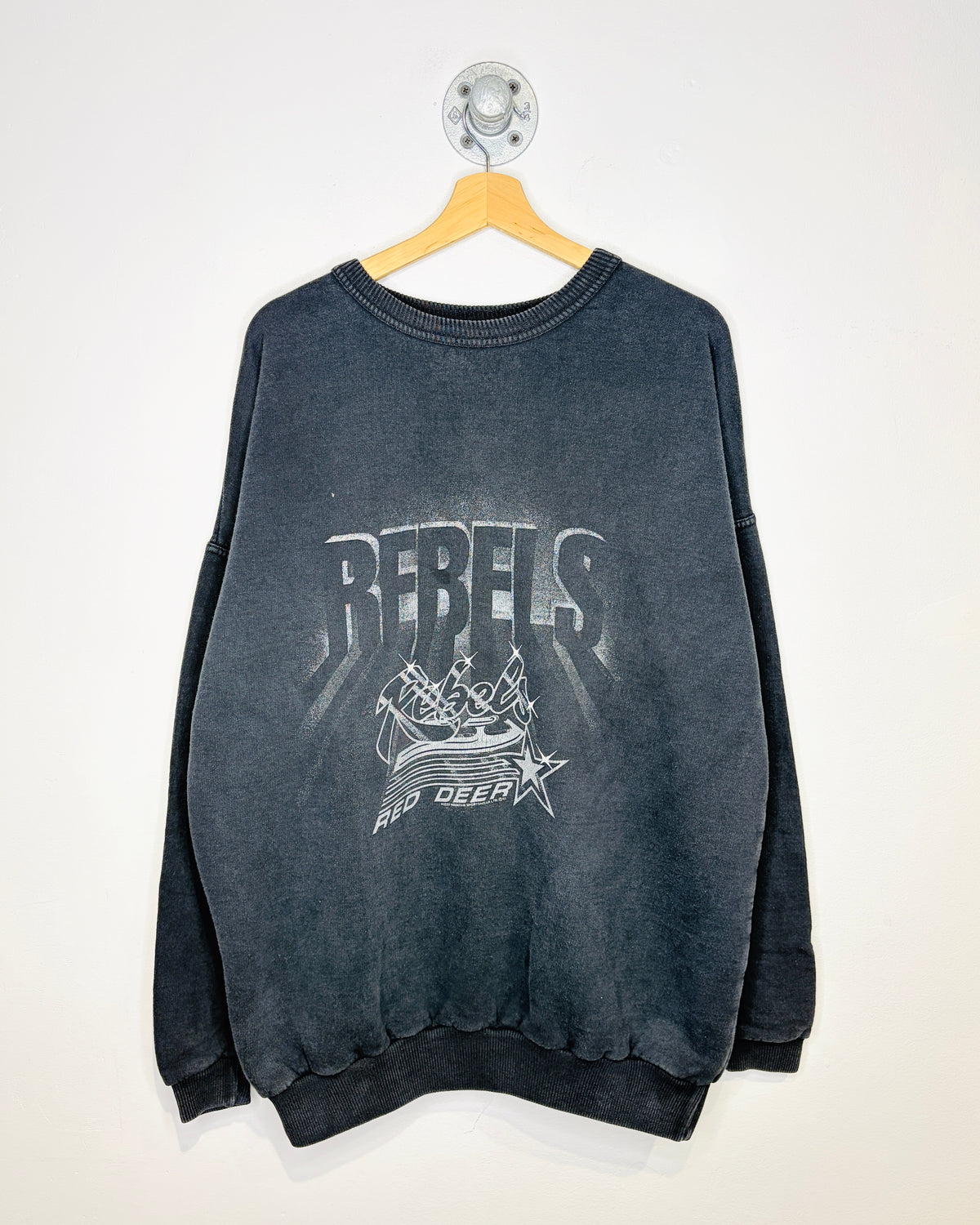 Vintage 1993 Red Deer Rebels Hockey Faded Black Crewneck Sweatshirt