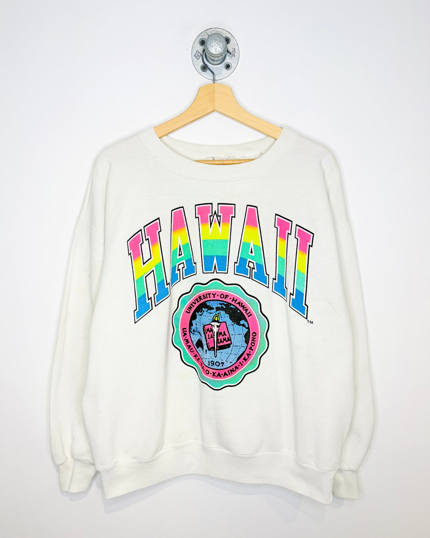 Vintage 1990s University Of Hawaii Multi-Colour Font White Crewneck Sweatshirt