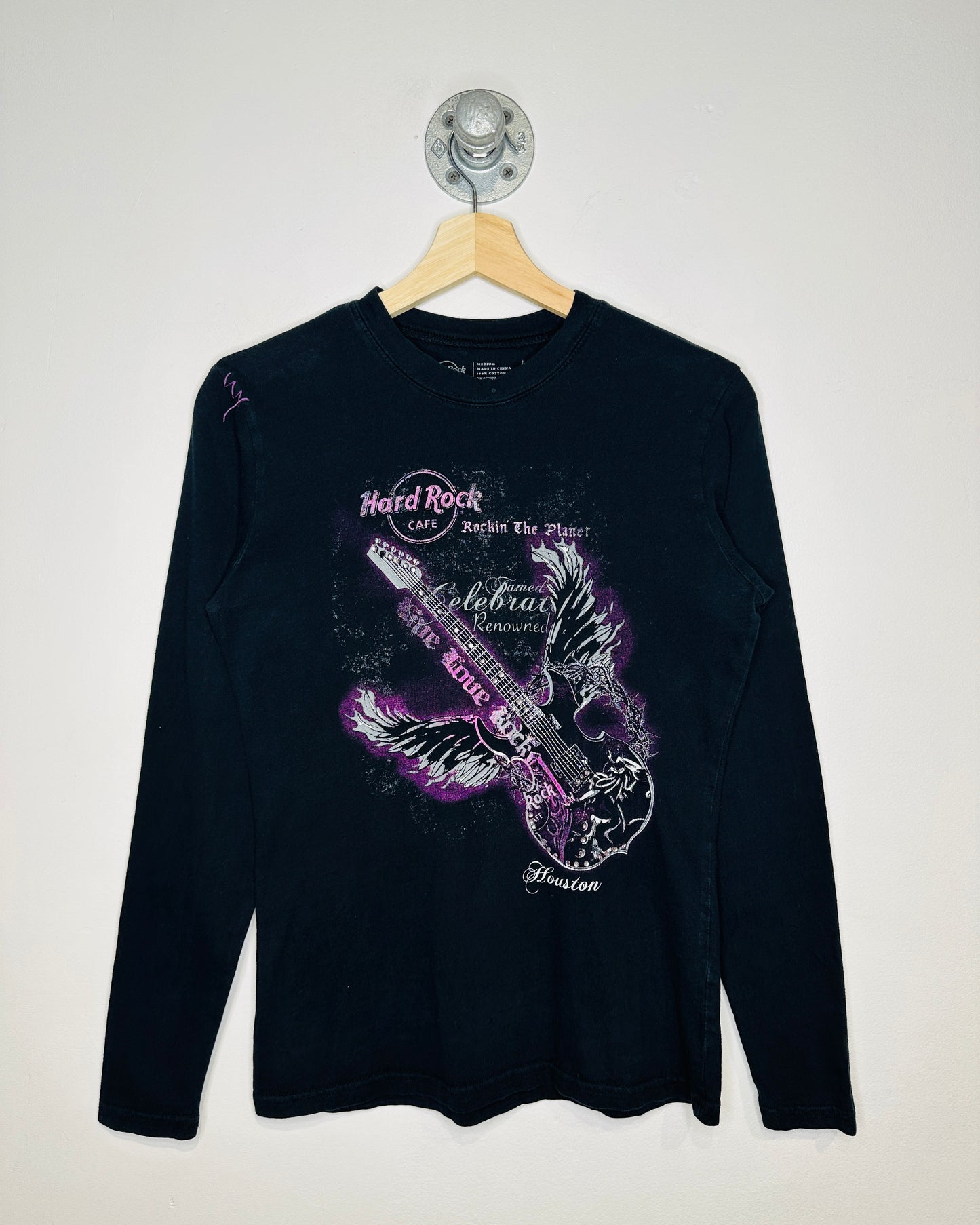 2000s Hard Rock Cafe “Rockin’ The Planet” Black Women’s Longsleeve Shirt