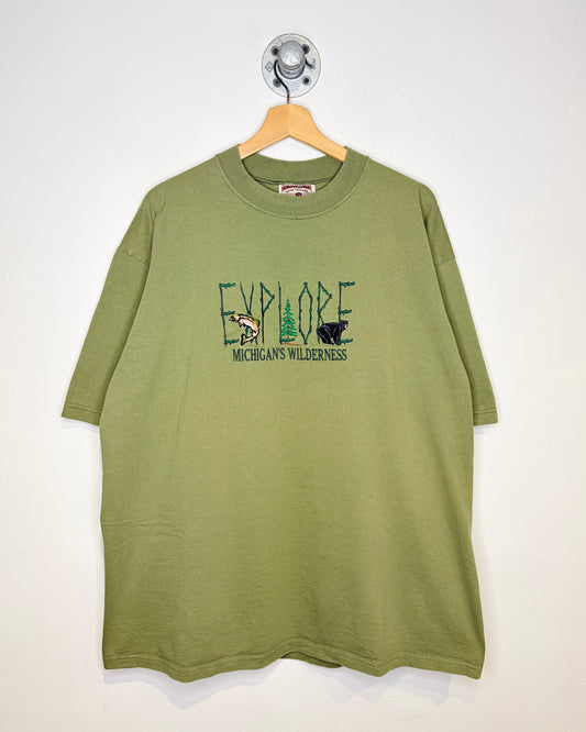 Vintage 2000s Explore Michigan’s Wilderness Green Tee Shirt