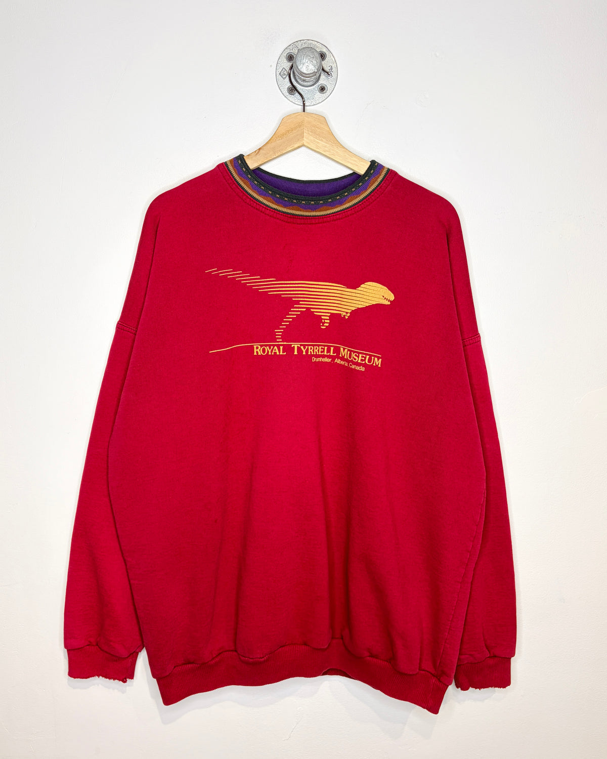 Vintage 90s Royal Tyrrell Museum Drumheller Alberta Red Crewneck Sweatshirt