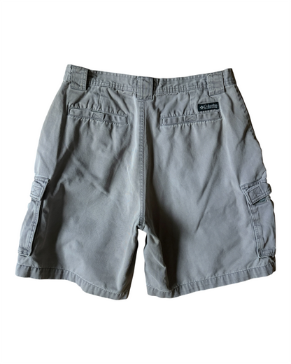2000s Columbia Sportswear Faded Grey Cargo Shorts