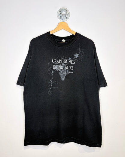 2000s Grape Minds Think Alike Faded Black Tee Shirt