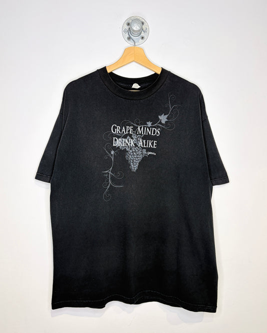 2000s Grape Minds Think Alike Faded Black Tee Shirt