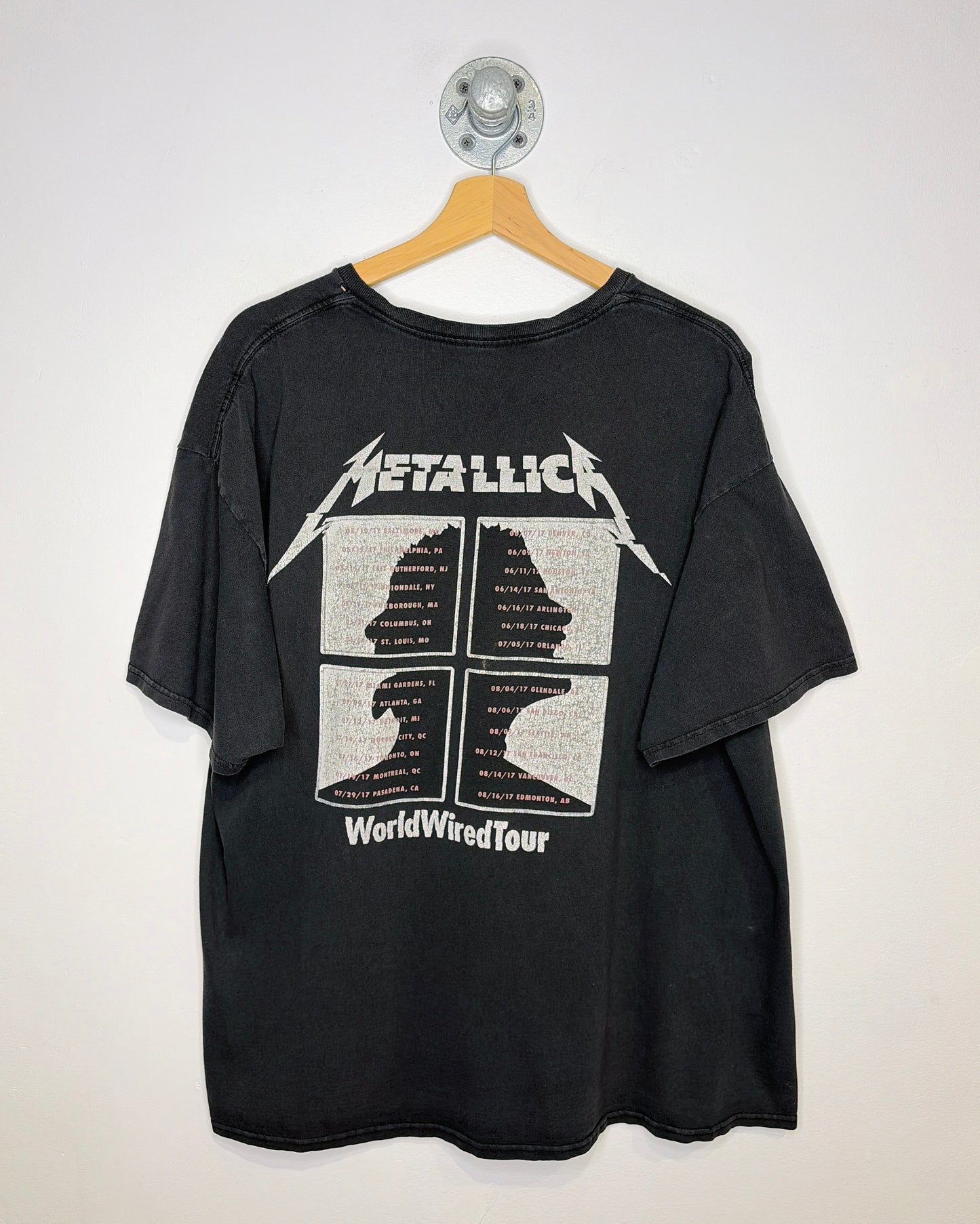 Metallica World Wired Tour Faded Black Tee Shirt