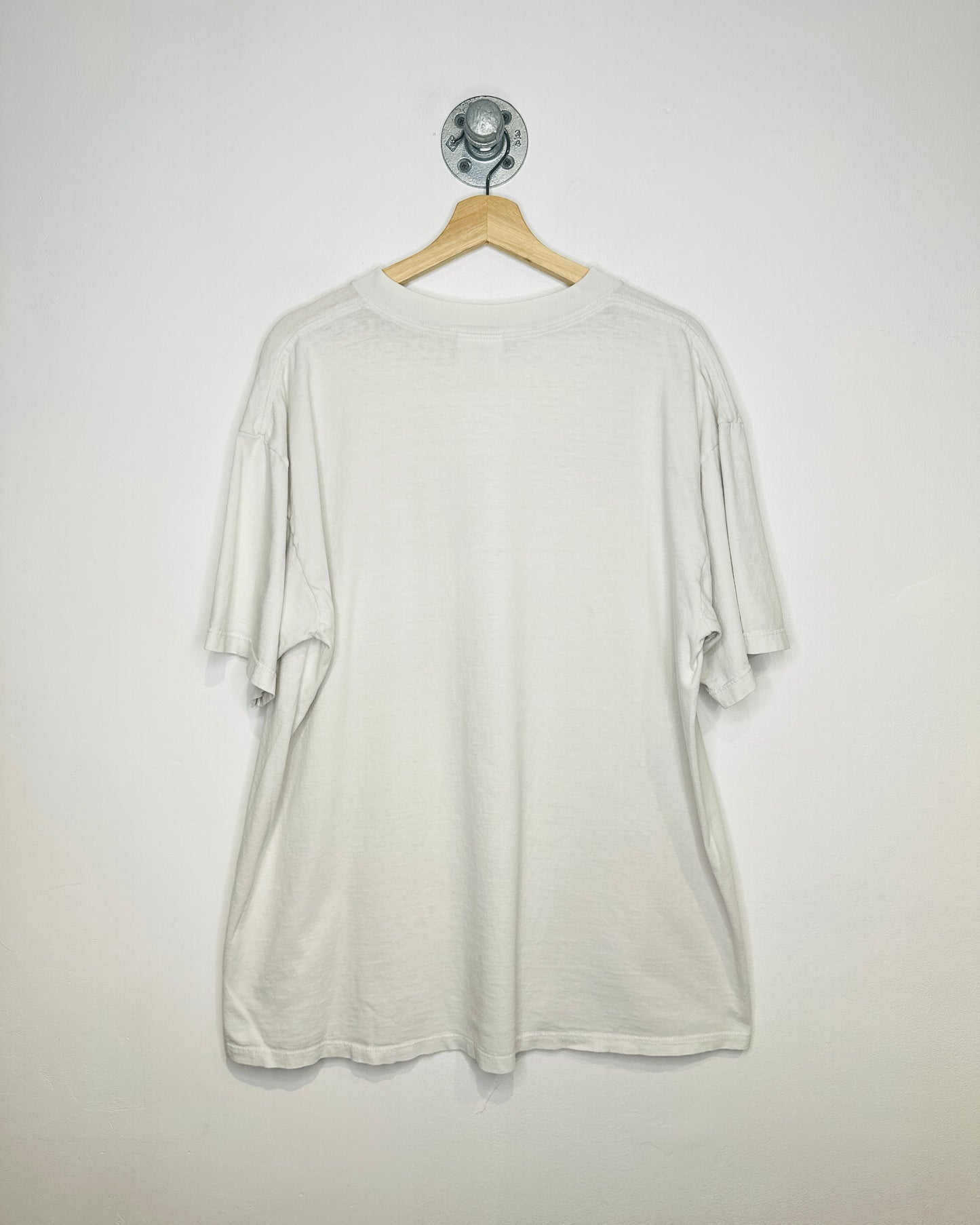 Vintage 2000s The Wilds Of Canada Moose Print Cream Tee Shirt