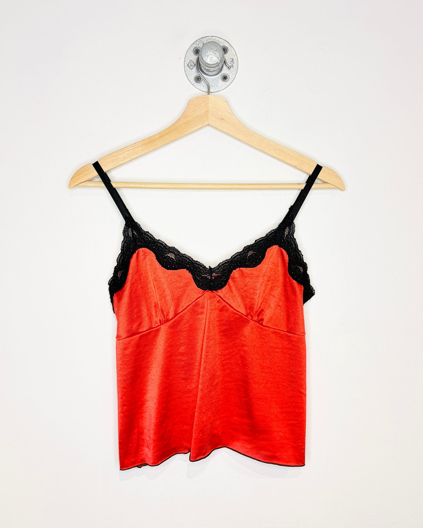 2000s Women’s Fi Collection Red Lace Tank Top