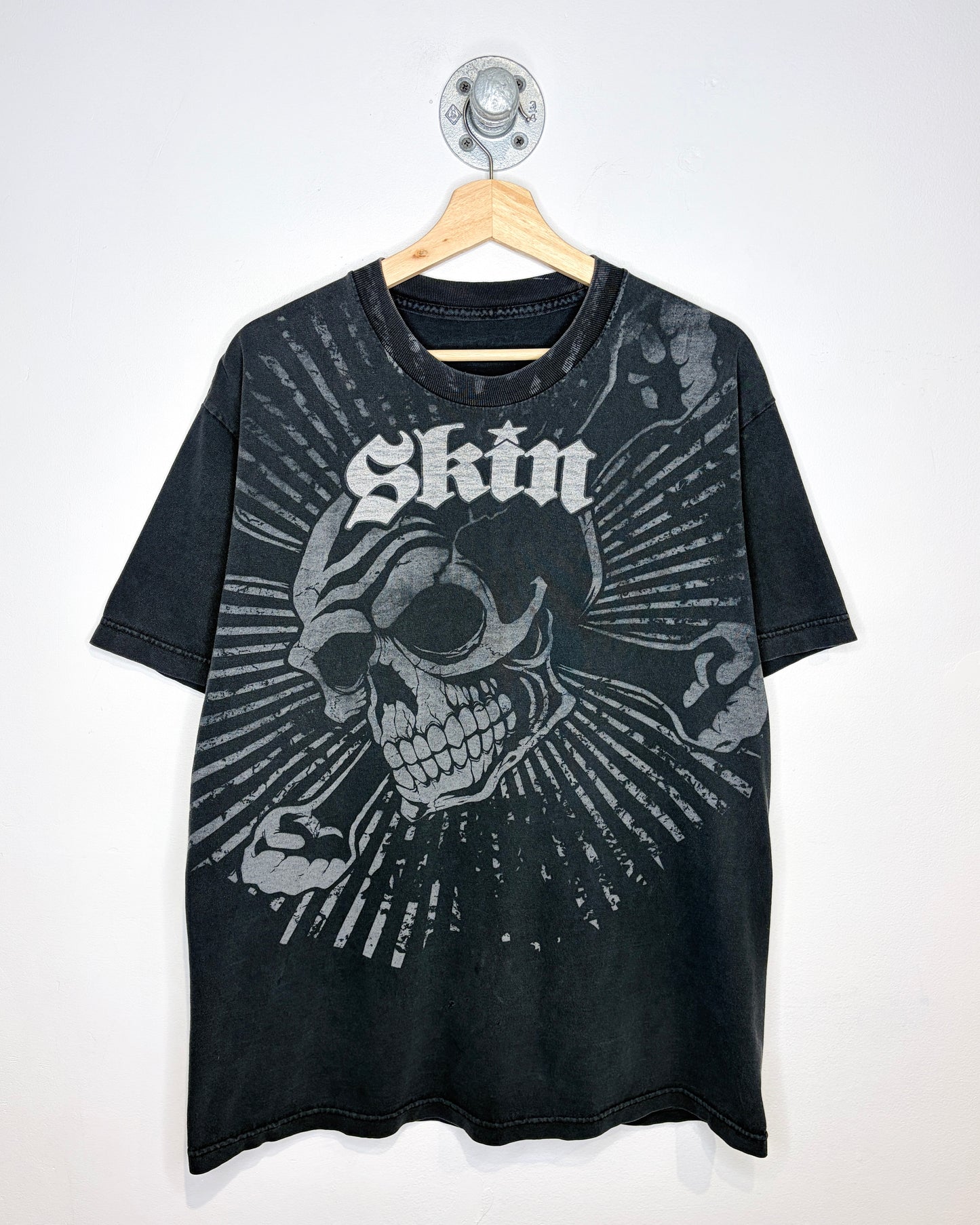 Vintage 2000s Skin Industries Skull Graphic Faded Black Tee Shirt