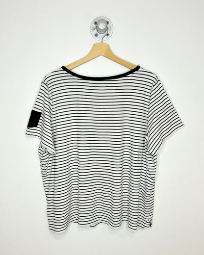 2000s Women’s Ralph Lauren Boxy White & Black Striped Tee Shirt