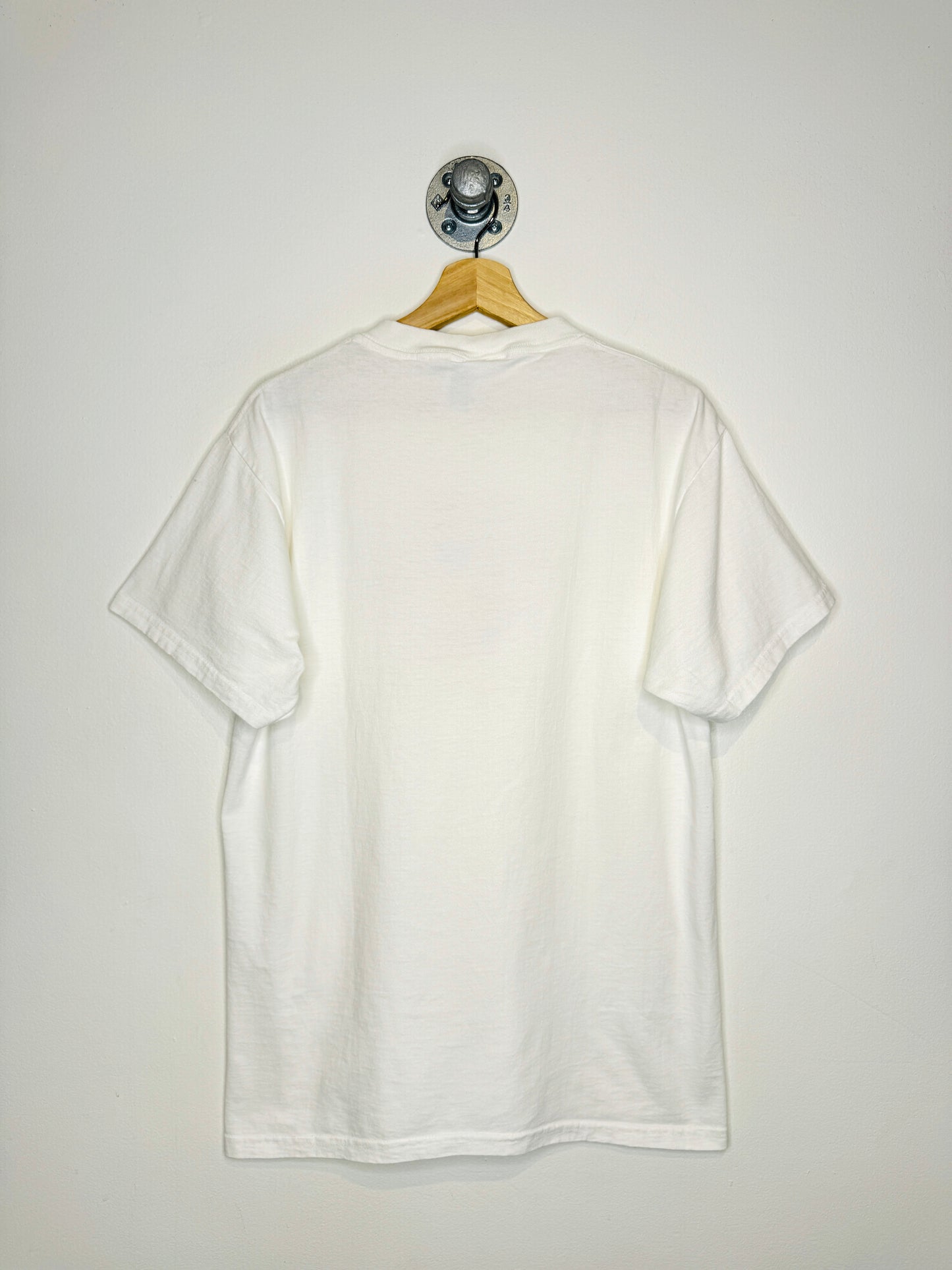 Vintage Savannah GA Embroidered White Tee Shirt