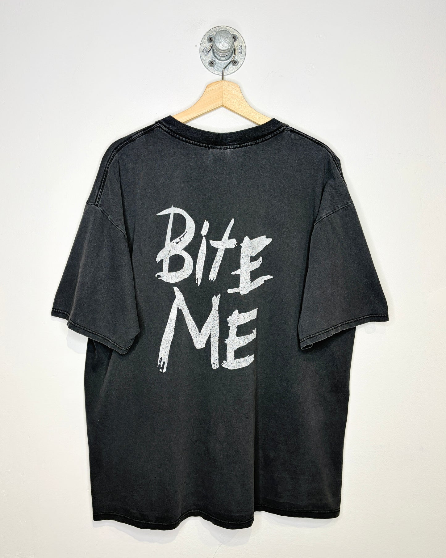 Vintage 90s The Wolf 104.9 Faded Black Tee Shirt