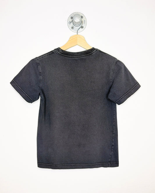Vintage Y2K Women's Calvin Klein Faded Black Tee Shirt