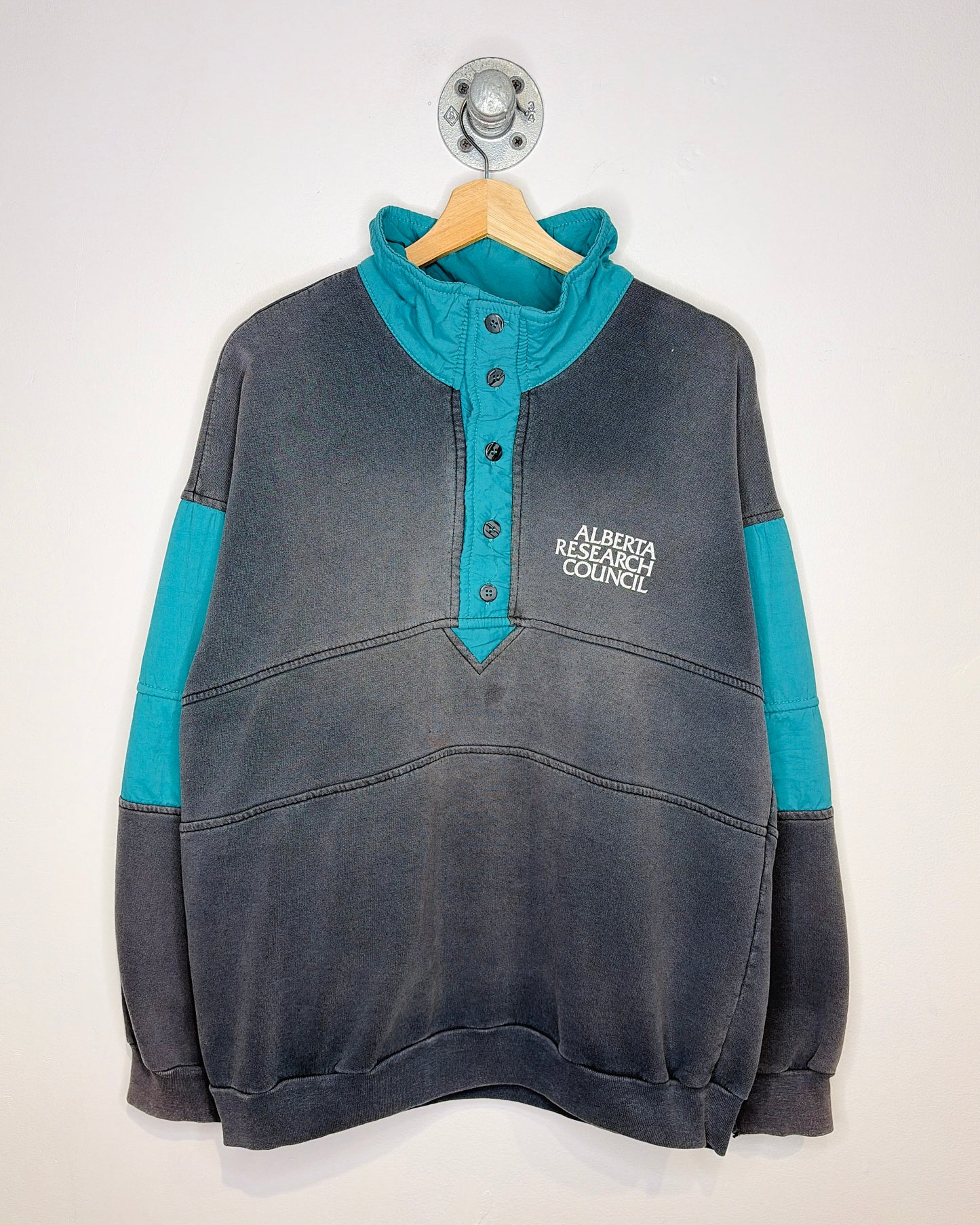 Vintage 80s Alberta Research Council Faded Black & Teal 1/4 Button Sweatshirt