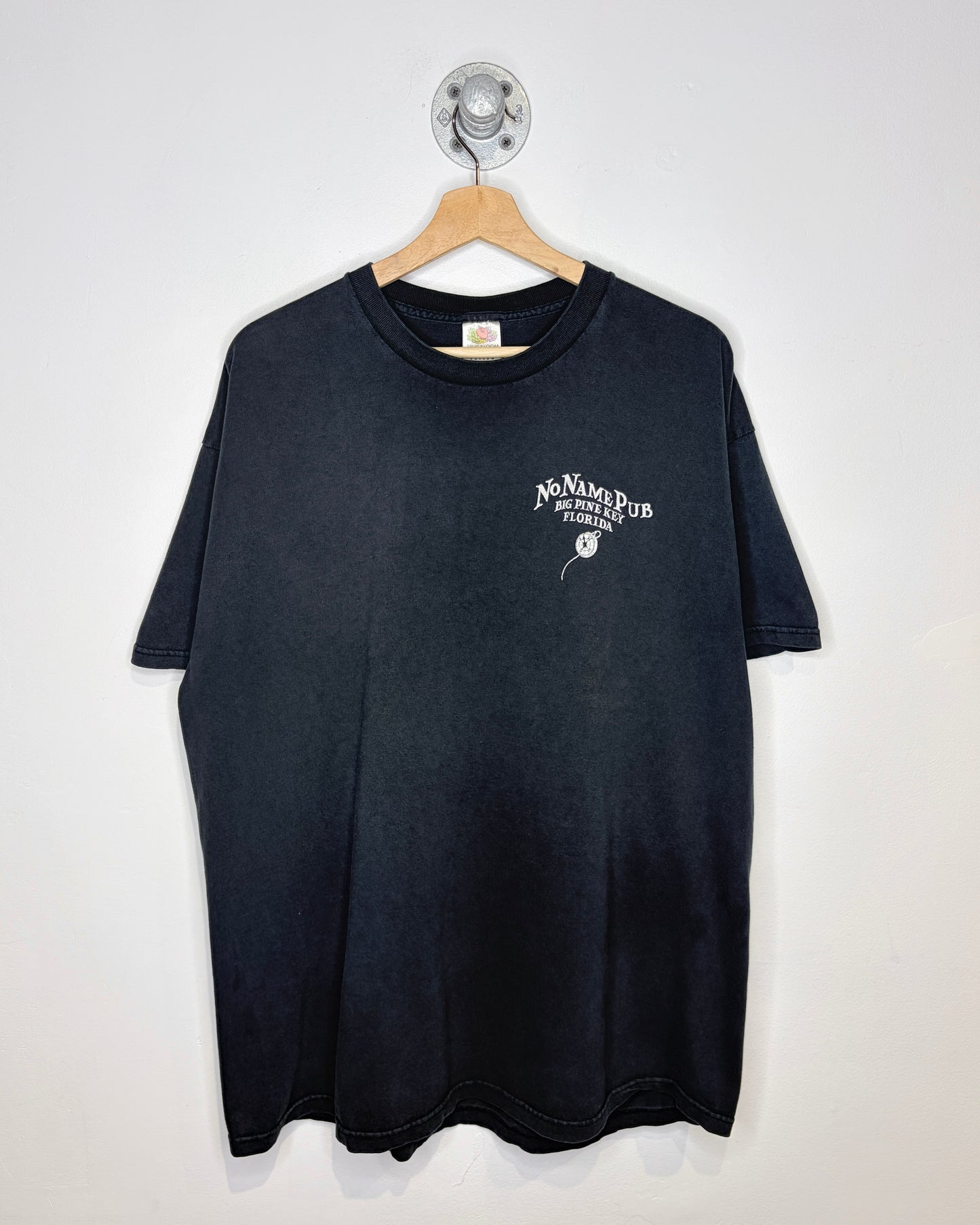 Vintage 2000s No Name Pub Florida Faded Black Tee Shirt