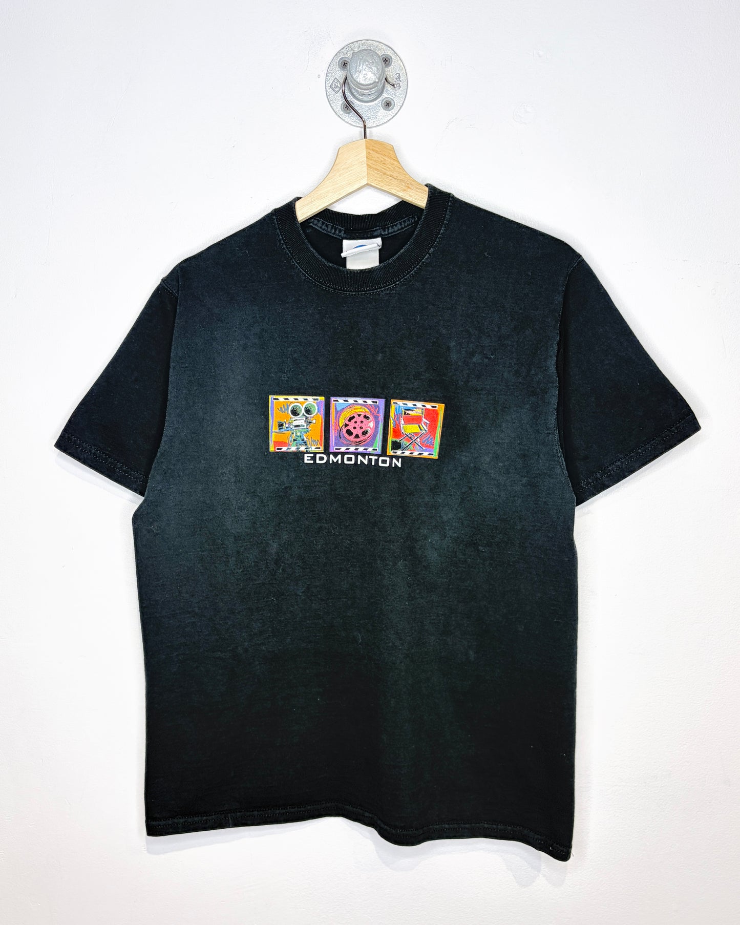 Vintage 2000 Edmonton Planet Hollywood Black Tee Shirt