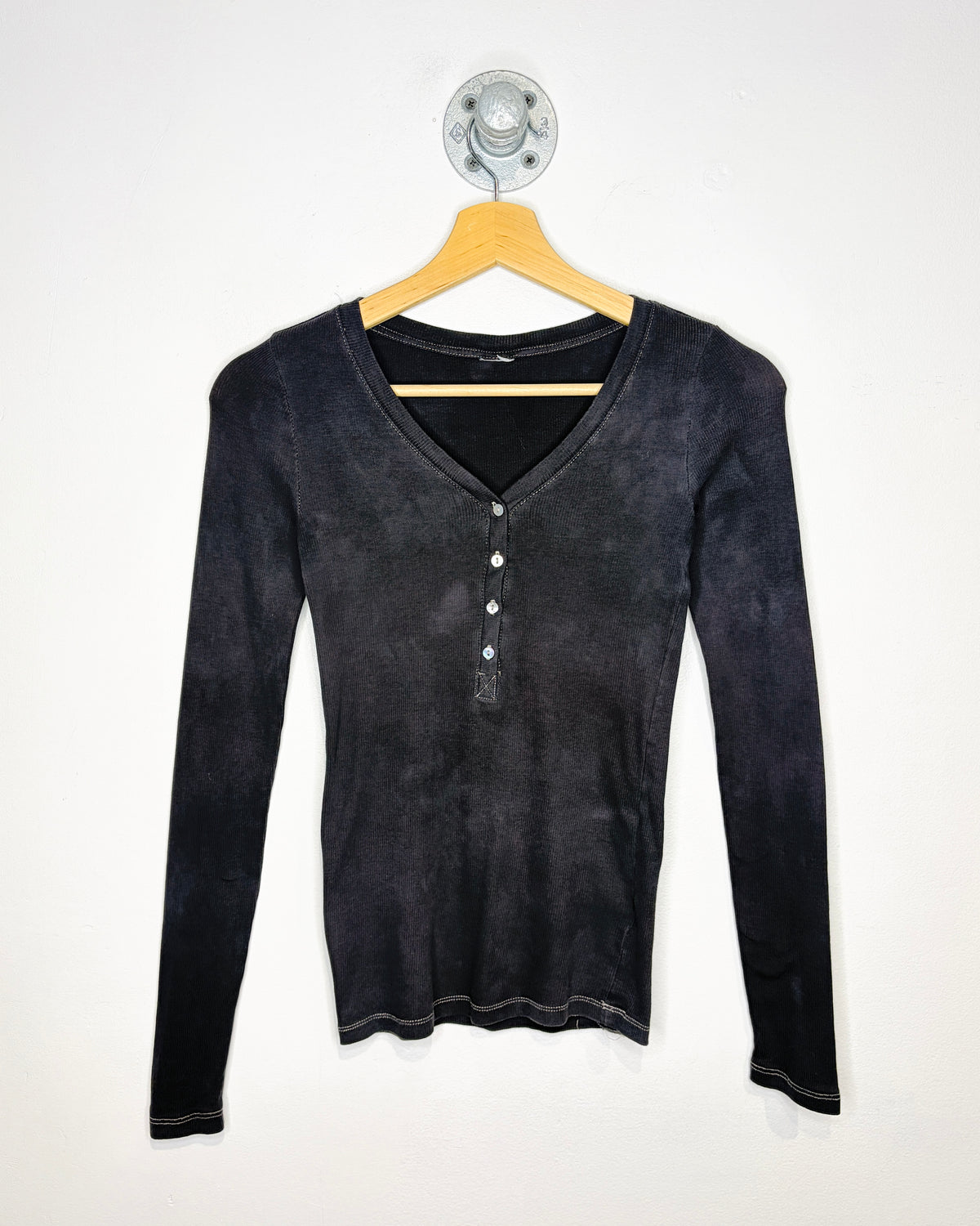 Women’s Blank Faded Charcoal Grey Ribbed Henley Longsleeve Shirt