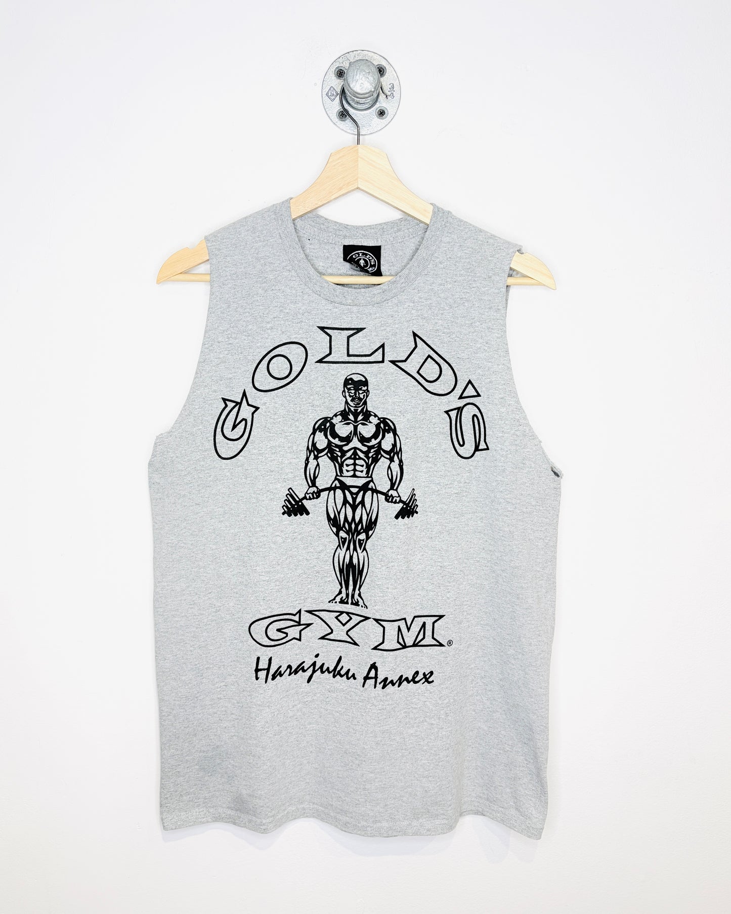 Vintage 90s/00s Gold’s Gym Harajuku Annex Japan Grey Cut Off Tank Top
