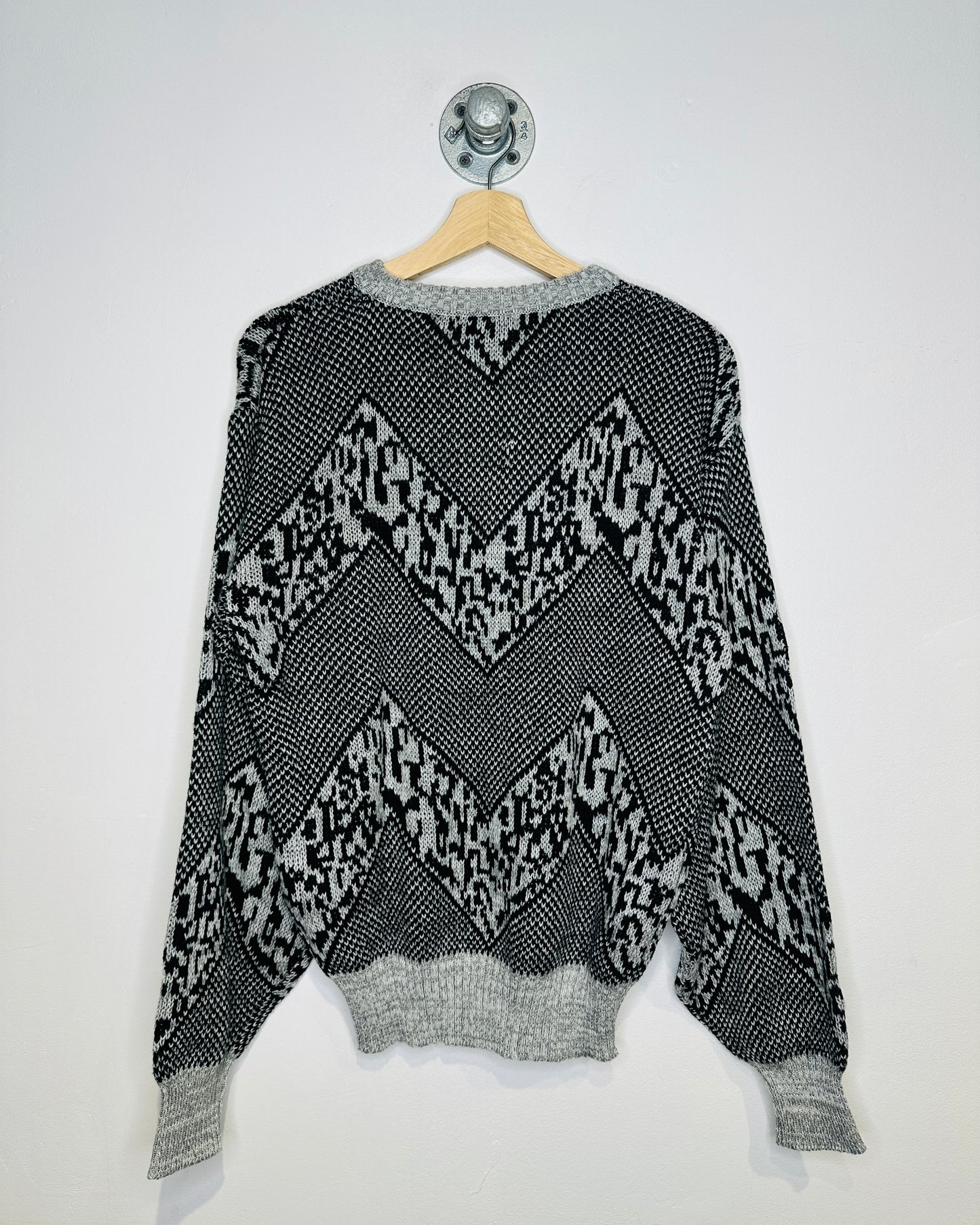 Vintage Late 1980s Chartwell Grey And Black M Patterned Acrylic Sweater