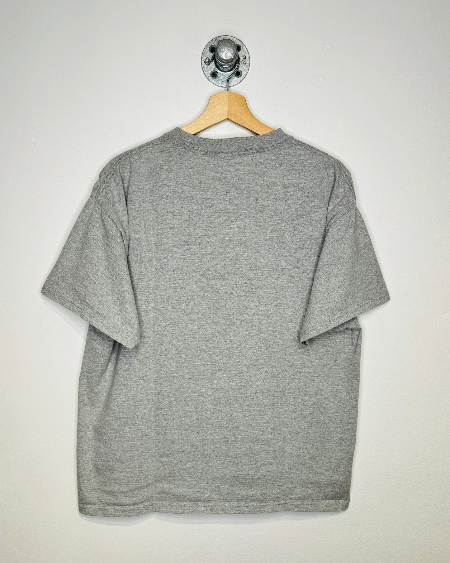 Vintage 90s Snoopy & Peanuts Christmas Grey Tee Shirt