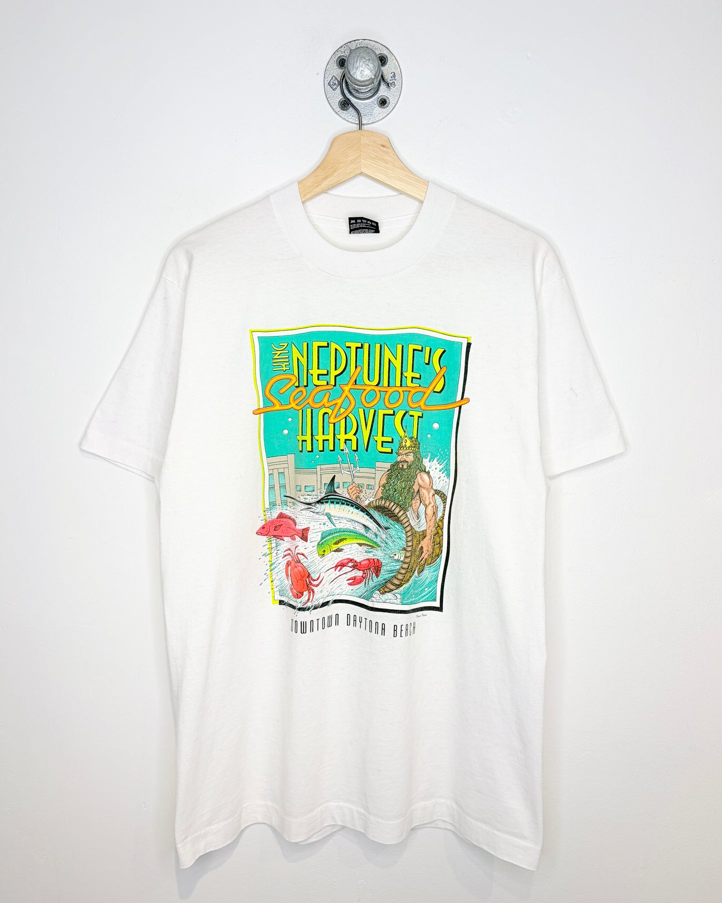 Vintage 90s King Neptune’s Seafood Harvest White Tee Shirt