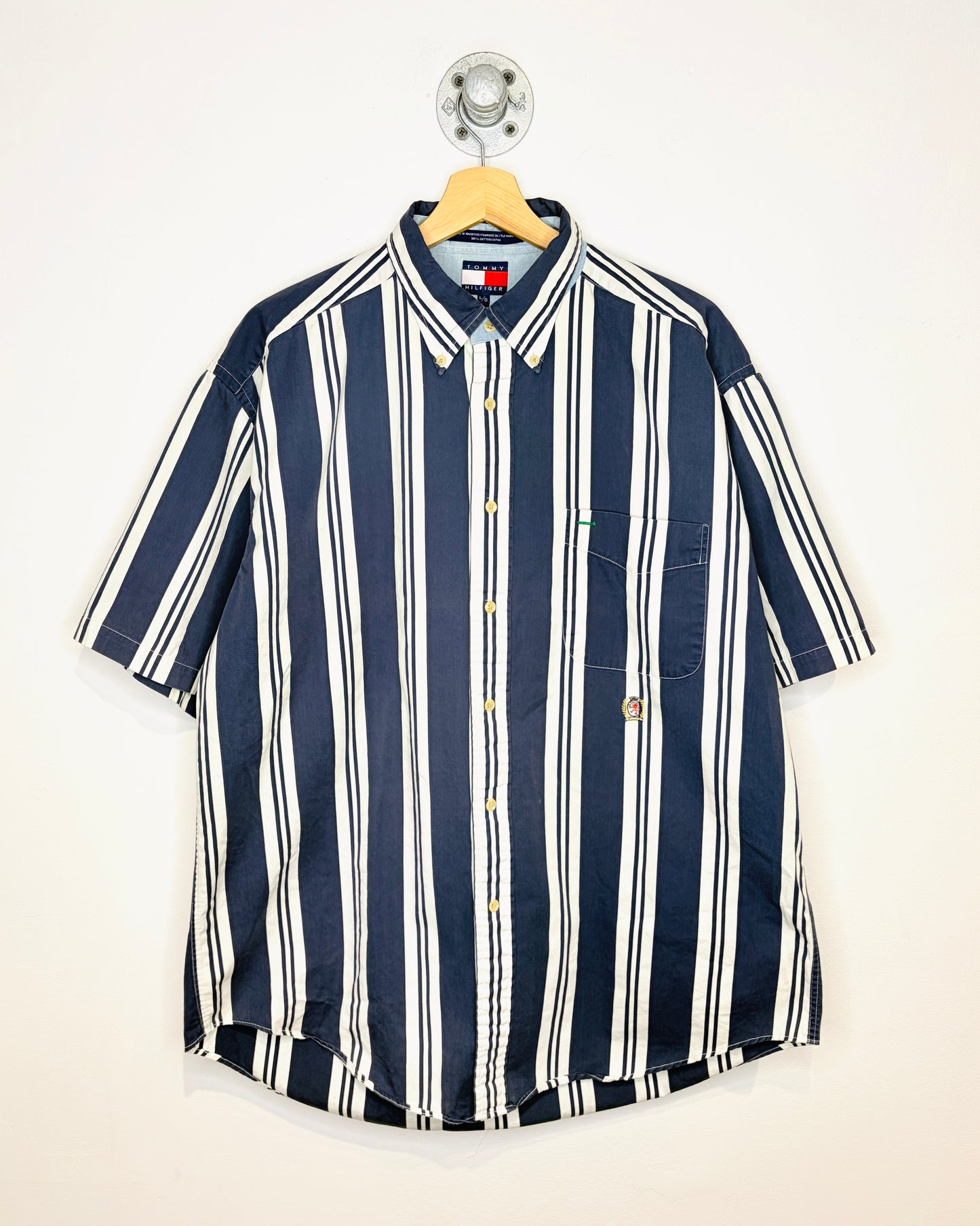 Vintage Tommy Hilfiger Navy & White Short Sleeve Button Up Shirt