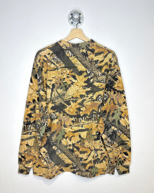 2000s Mossy Oak Camo pocket Longsleeve Shirt