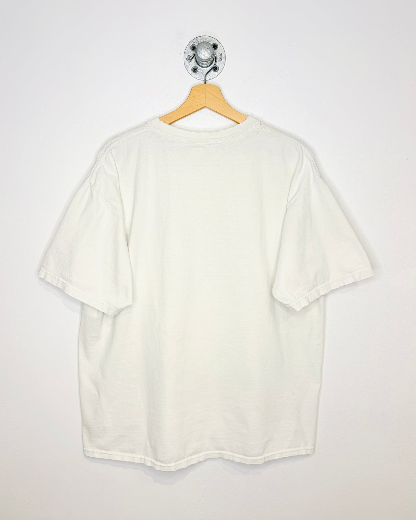 Vintage Hard Rock Cafe Las Vegas Distressed White Tee Shirt