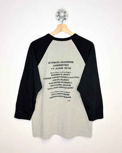 Vintage 90s Strike Leaders 1919 Grey 3/4 Sleeve Shirt