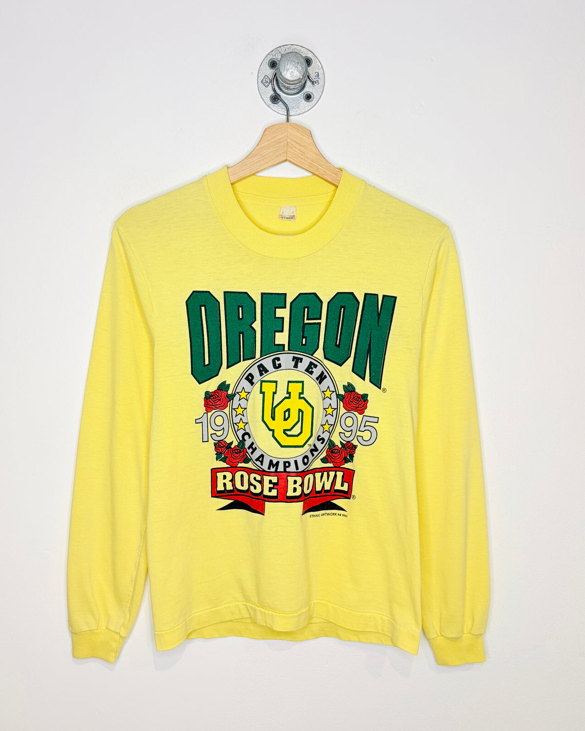 Vintage 1995 Oregon Rose Bowl Pale Yellow Longsleeve Shirt
