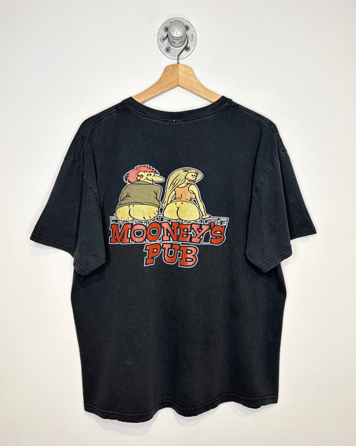 Vintage 2000s Mooney’s Pub Faded Black Tee Shirt