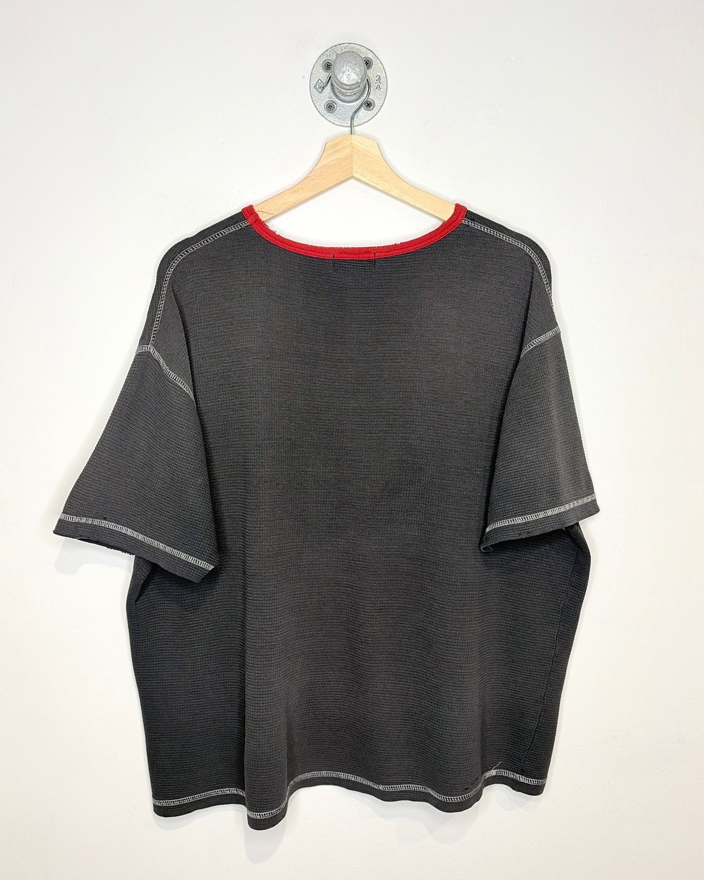 Vintage 90s Boxy Indian Motorcycle Distressed Grey & Red Waffle Tee Shirt