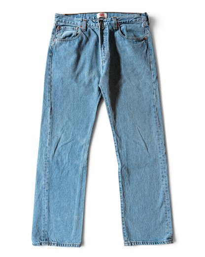 Vintage 2000s Levi’s 501 Classic Fit Light Wash Button Fly Jeans