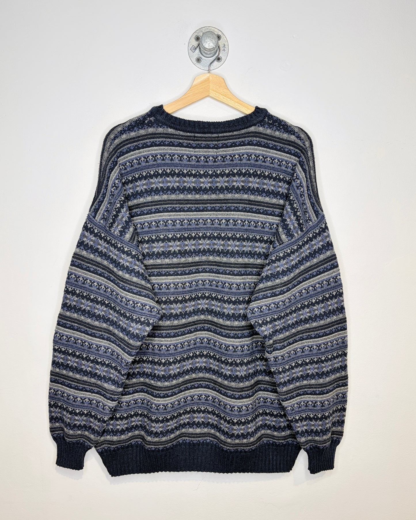 Vintage 90s Woolrich Navy Blue Patterned Knit Sweater