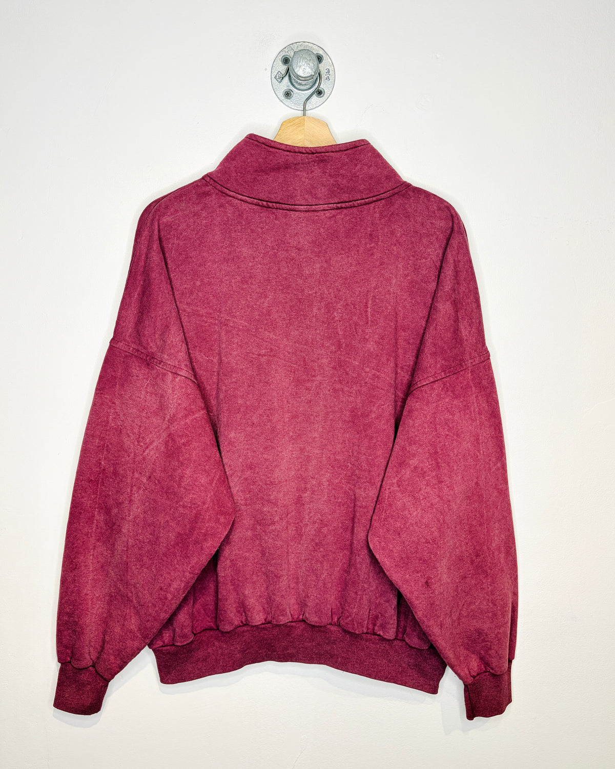 Vintage 80s/90s Gator’s Gym Faded Red 1/4 Zip Sweatshirt