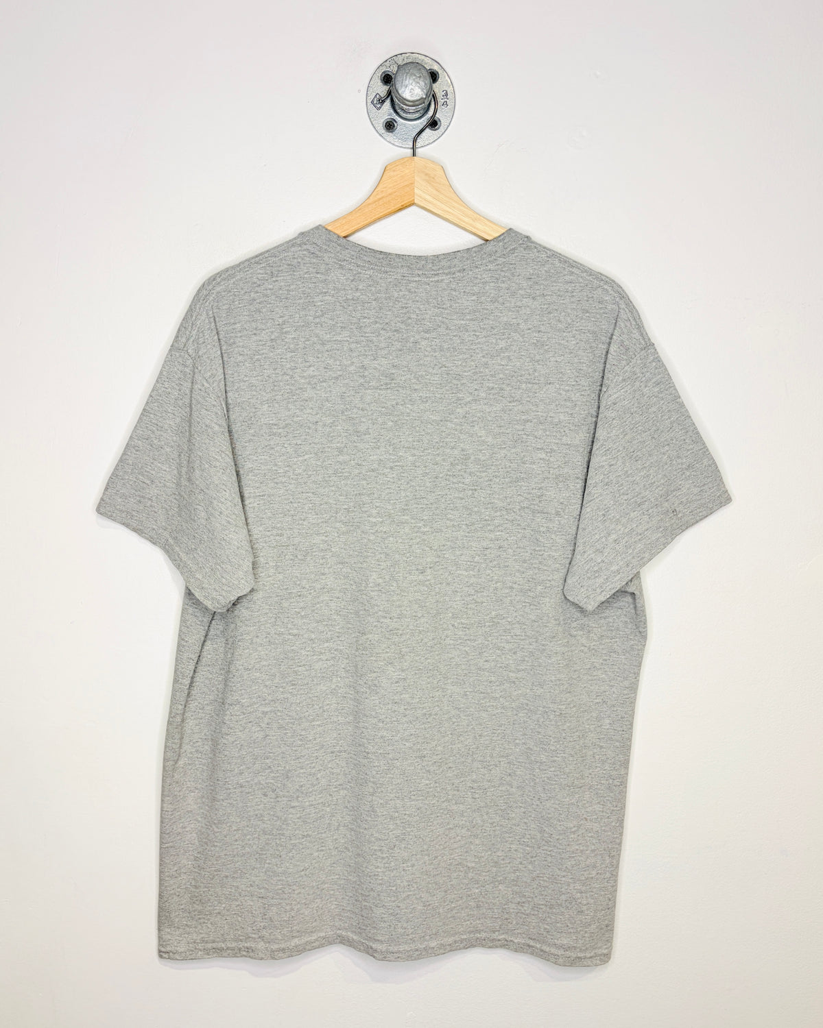 2000s Hungry Horse Montana Grey Tee Shirt