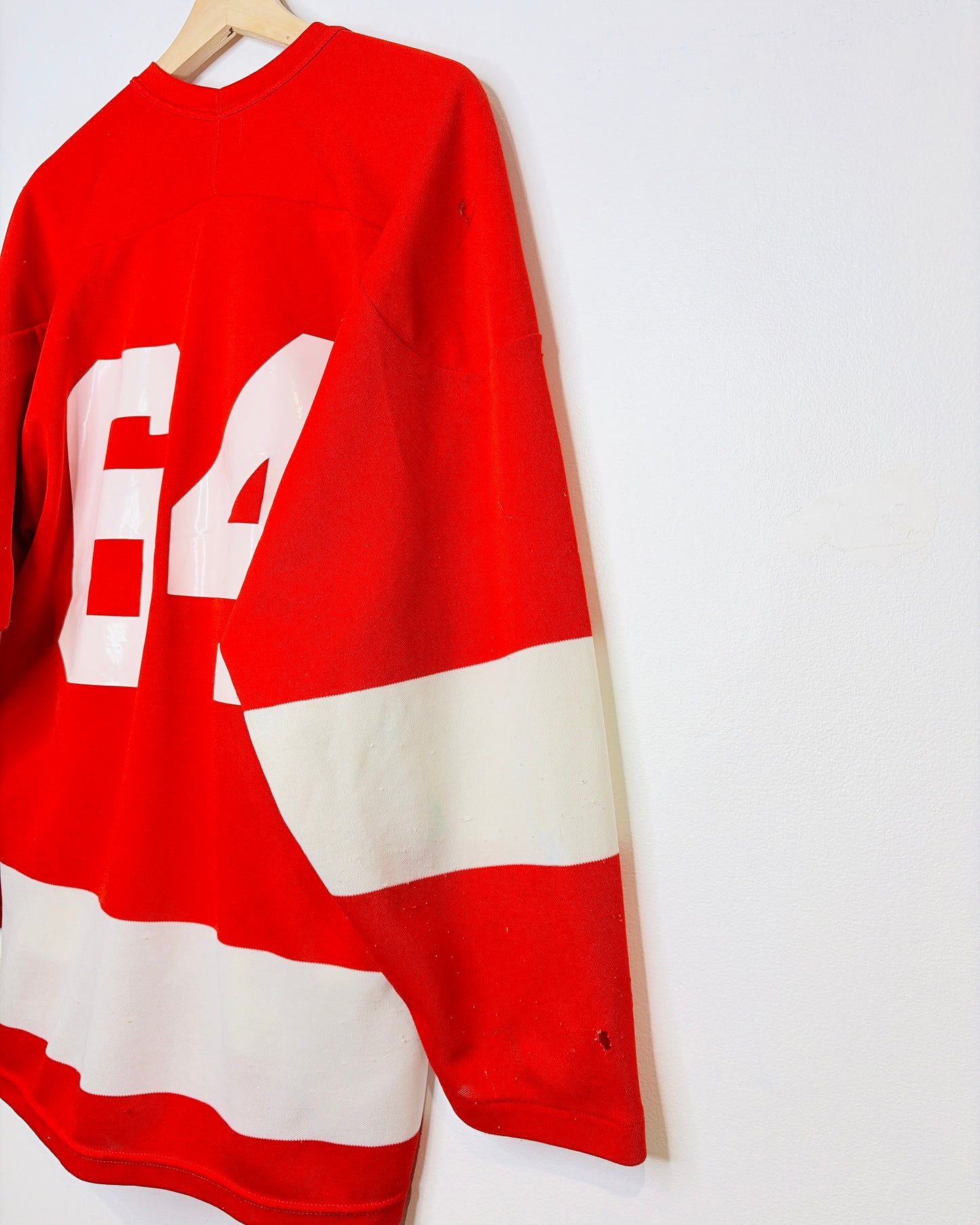 True Vintage 1970s “Legal Beagle” Snoopy University Of Alberta Law Red Hockey Jersey