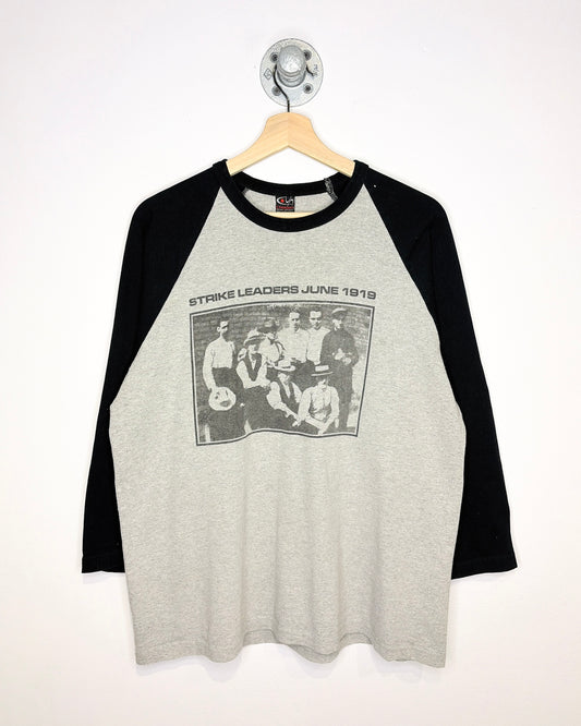 Vintage 90s Strike Leaders 1919 Grey 3/4 Sleeve Shirt