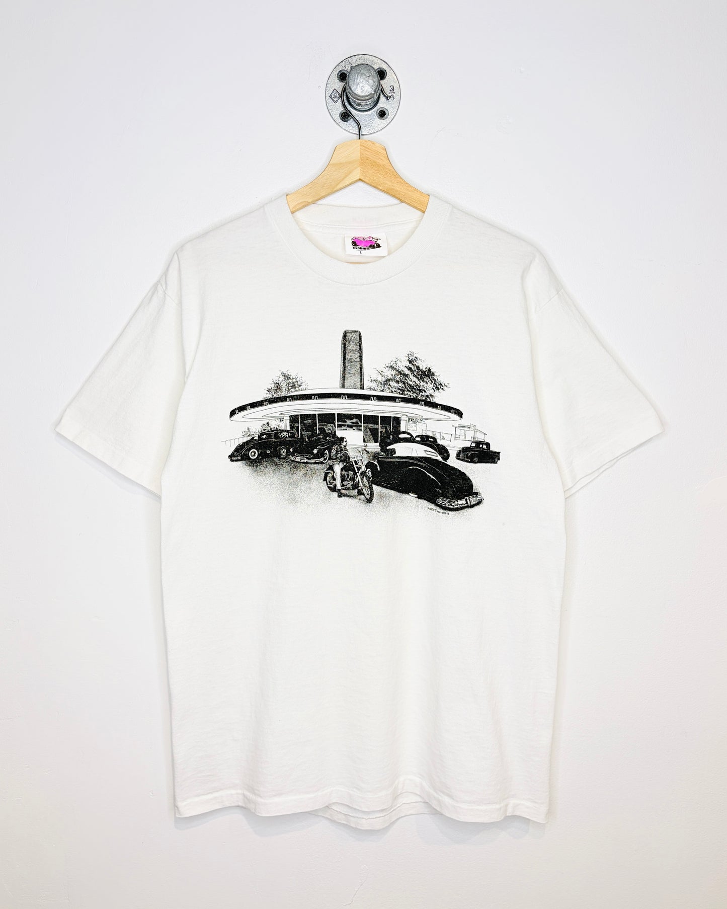 Vintage 90s Andy’s Mars Diner White Tee Shirt