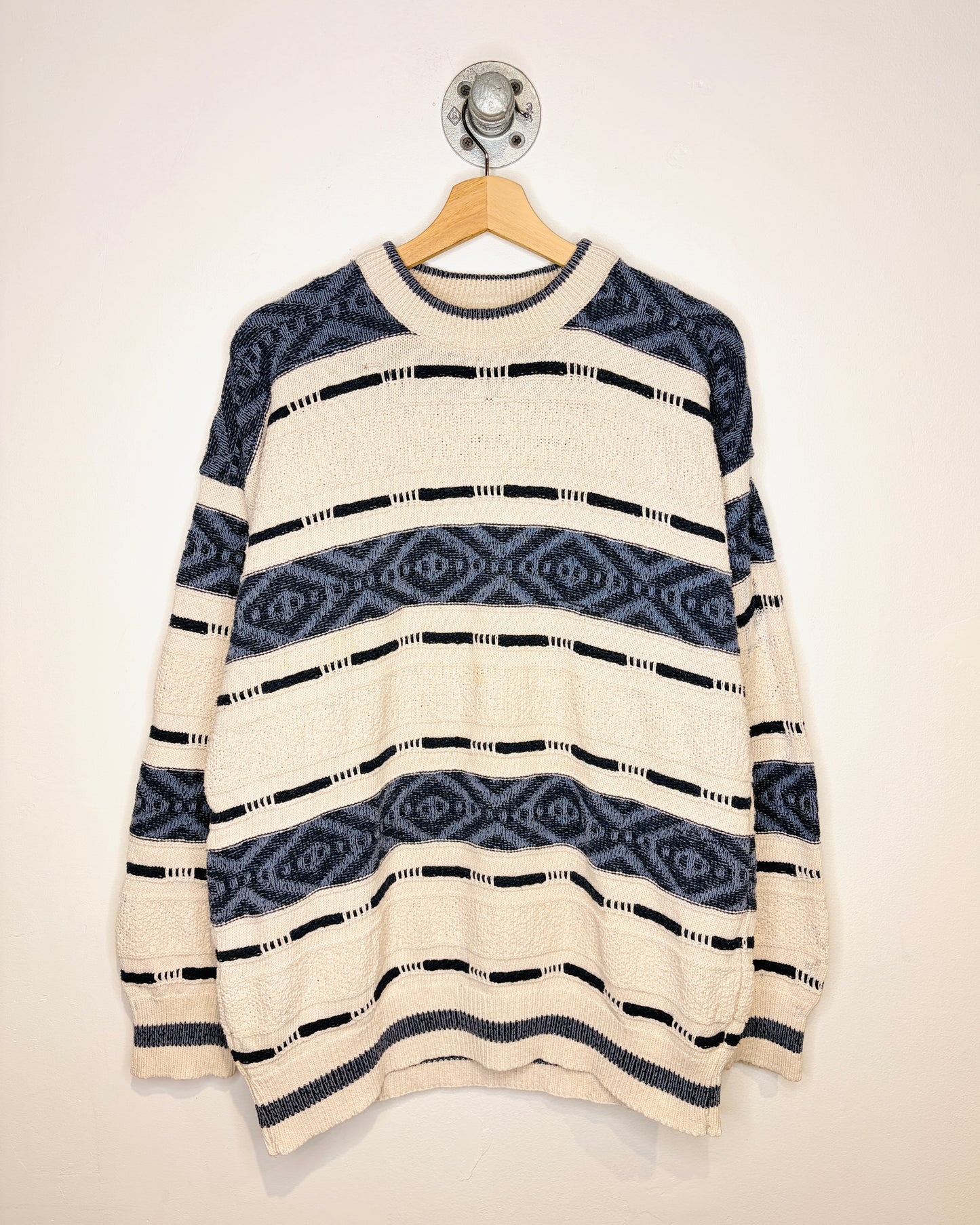 Vintage 90s “Stef” Textured White & Blue Knit Sweater
