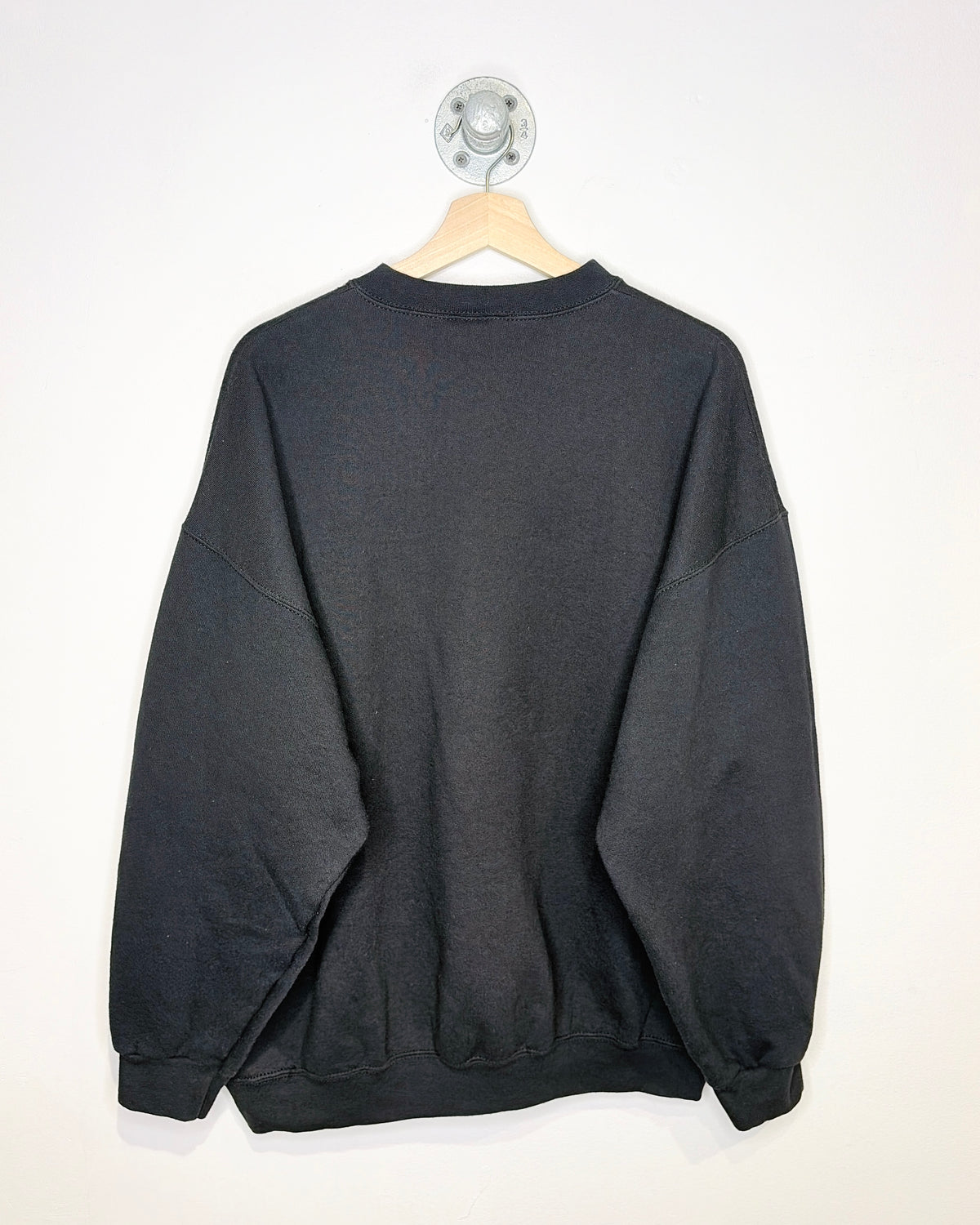 Vintage 2000 Disneyland Black Crewneck Sweatshirt