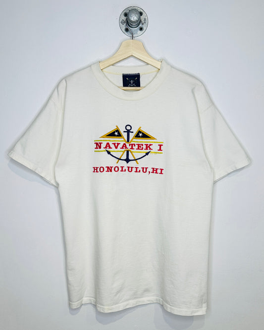Vintage 1992 Honolulu Embroidered Tee Shirt
