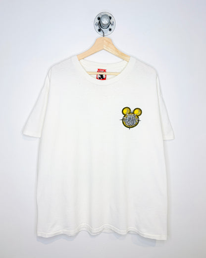 Vintage 1990s Walt Disney World Backpack Graphic White Tee Shirt