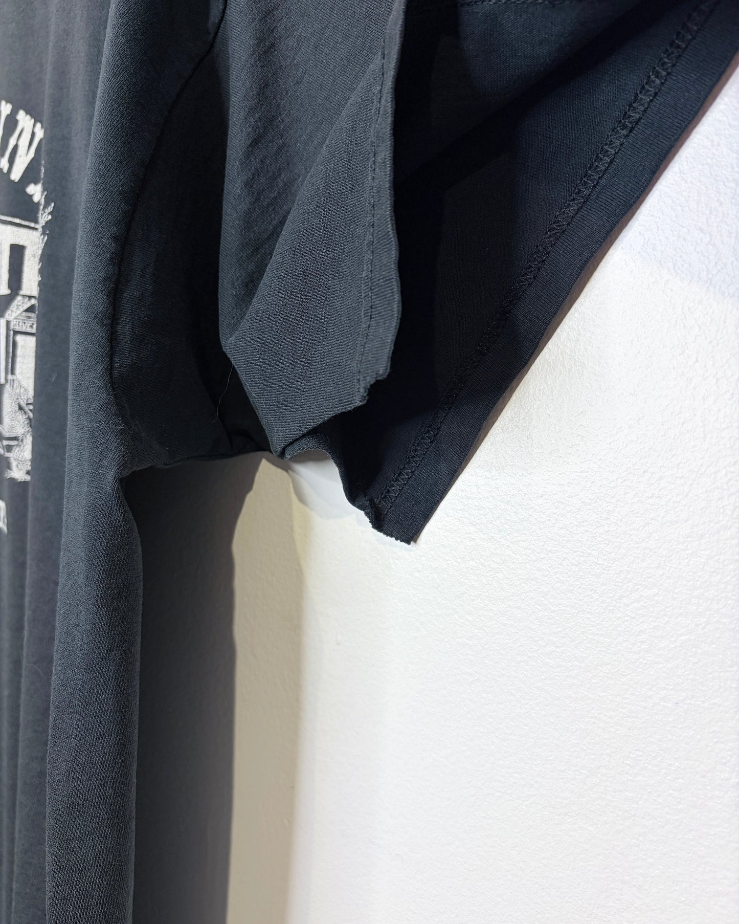 Vintage 90s Clive Alberta Hide Out Inn Black Tee Shirt