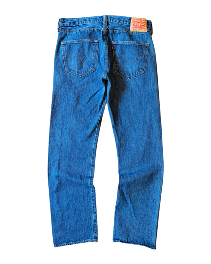 2000s Levi’s 501 Mid Wash Straight Leg Jeans