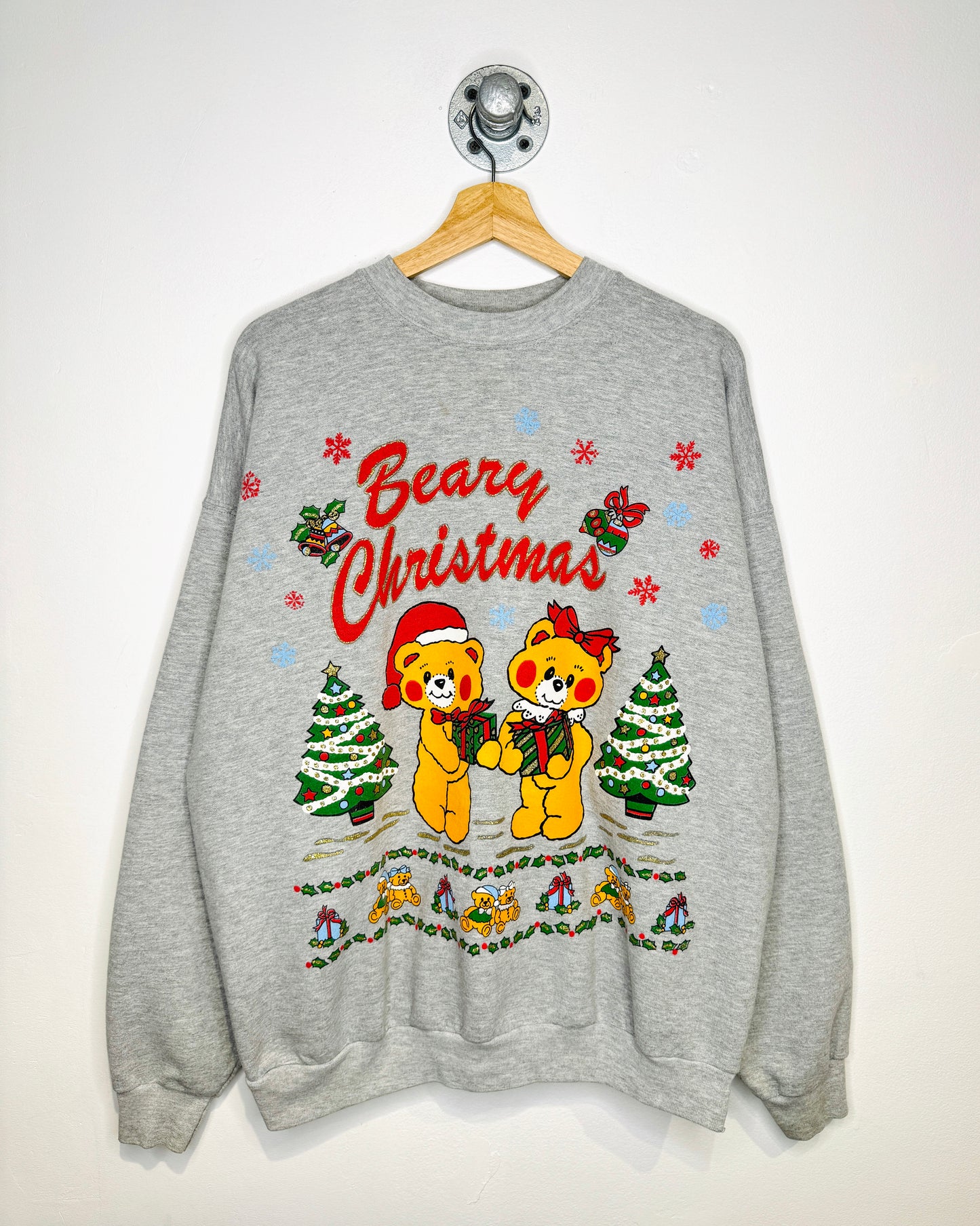 Vintage Berry Christmas Grey Crewneck Sweatshirt
