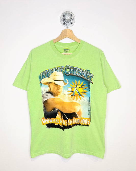 Vintage 2005 Kenney Chesney Somewhere In The Sun Faded Green Tee Shirt