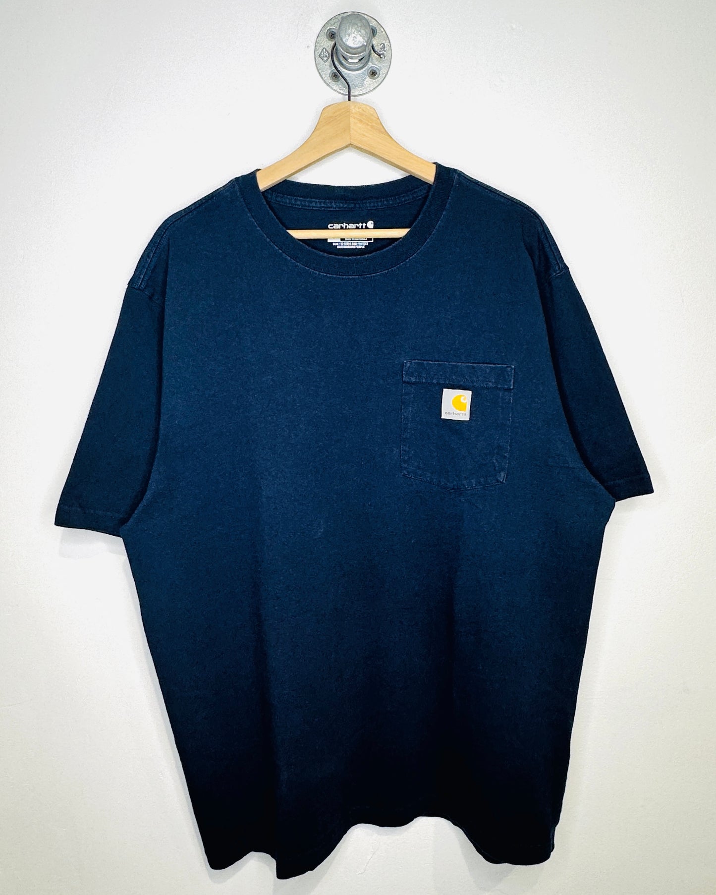 2000s Carhartt Navy Pocket Tee Shirt