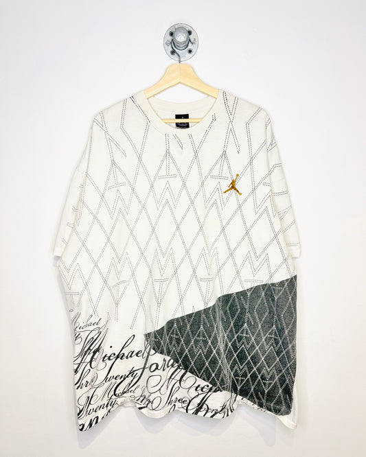 2000s Air Jordan Patterned White Tee Shirt