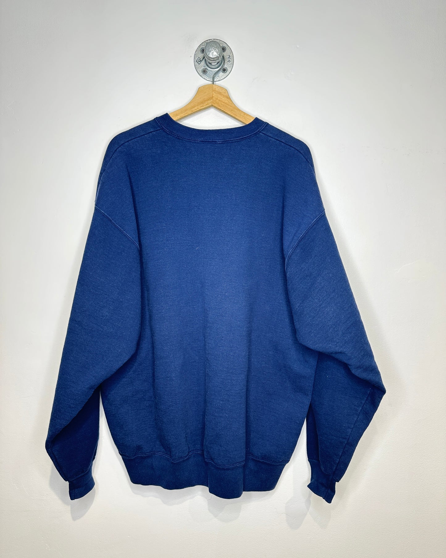 Vintage 1990s Atlantic Lottery EmbroideredNavy Crewneck Sweatshirt