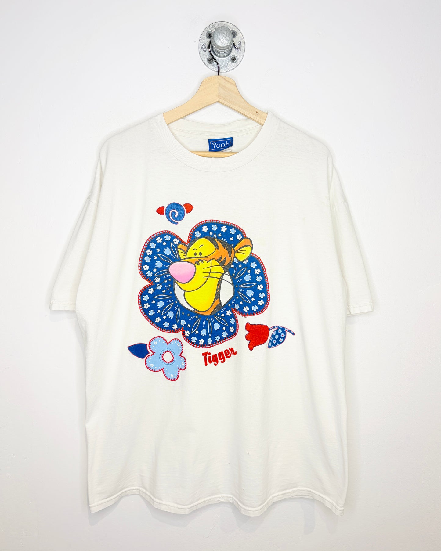 Vintage 90s Tigger Pooh Puff Print White Tee Shirt